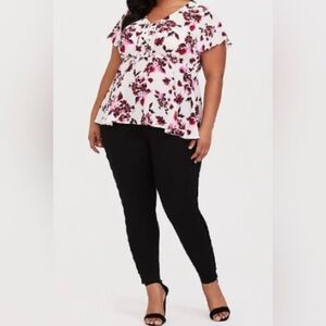 NWOT Floral Print Top and Black Pants Set